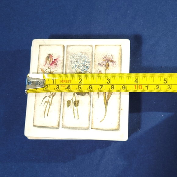 Floral Coaster Set w cork back - Picture 7 of 8